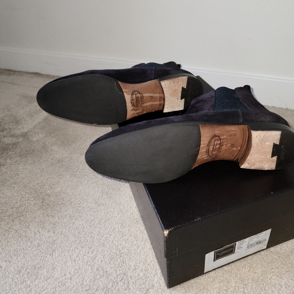 Chelsea Boots - Picture 5 of 9